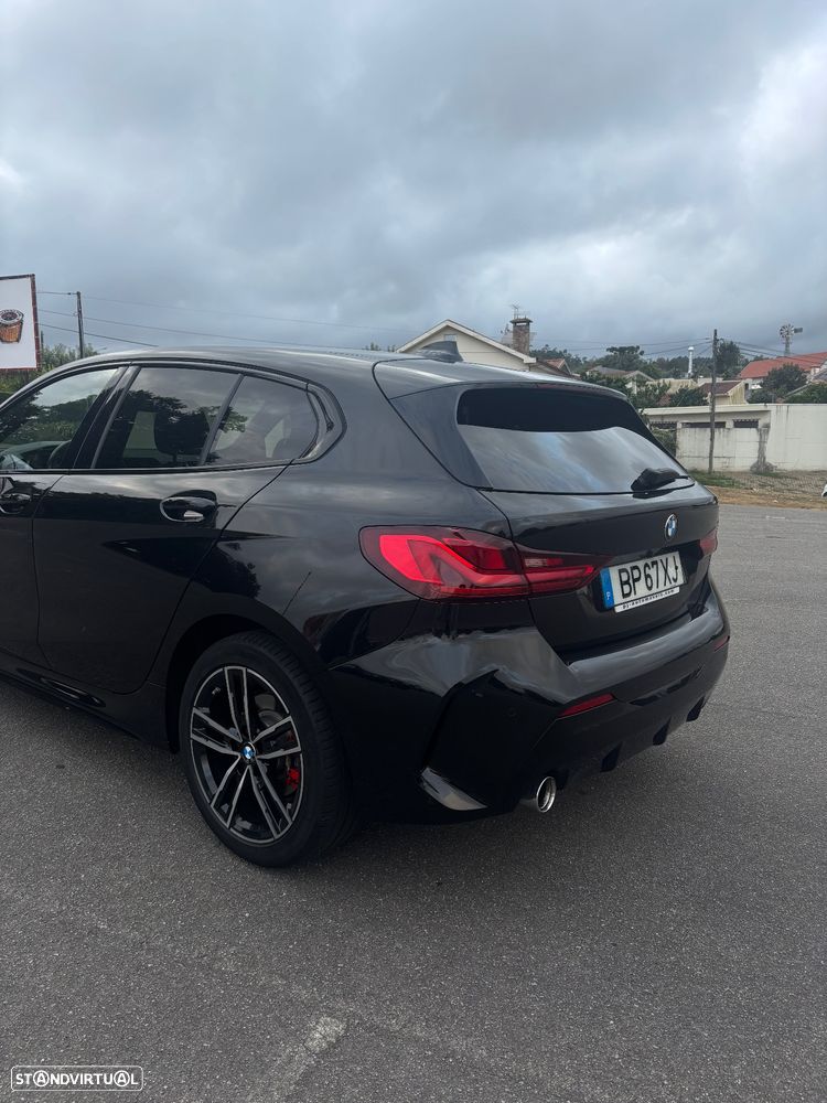 BMW 116 d Pack Desportivo M - 5