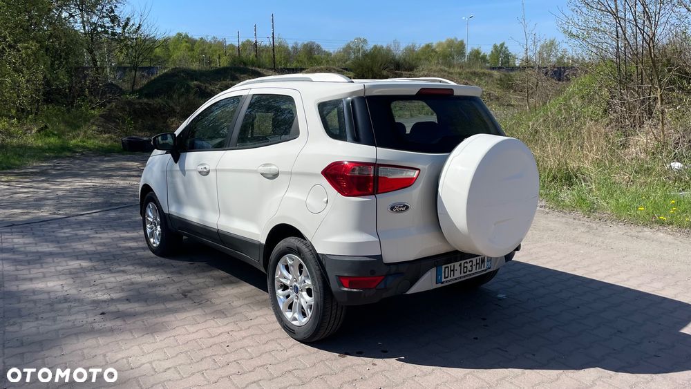 Ford EcoSport 1.5 EcoBlue TITANIUM - 4