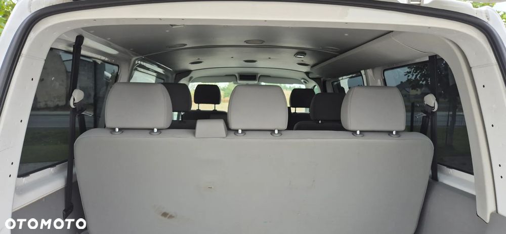 Volkswagen Transporter T5 TDI L1H1 - 17