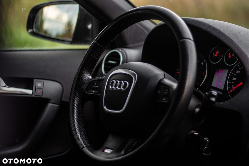 Audi A3 Sportback - 4