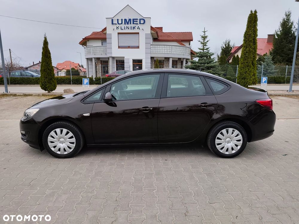 Opel Astra - 10