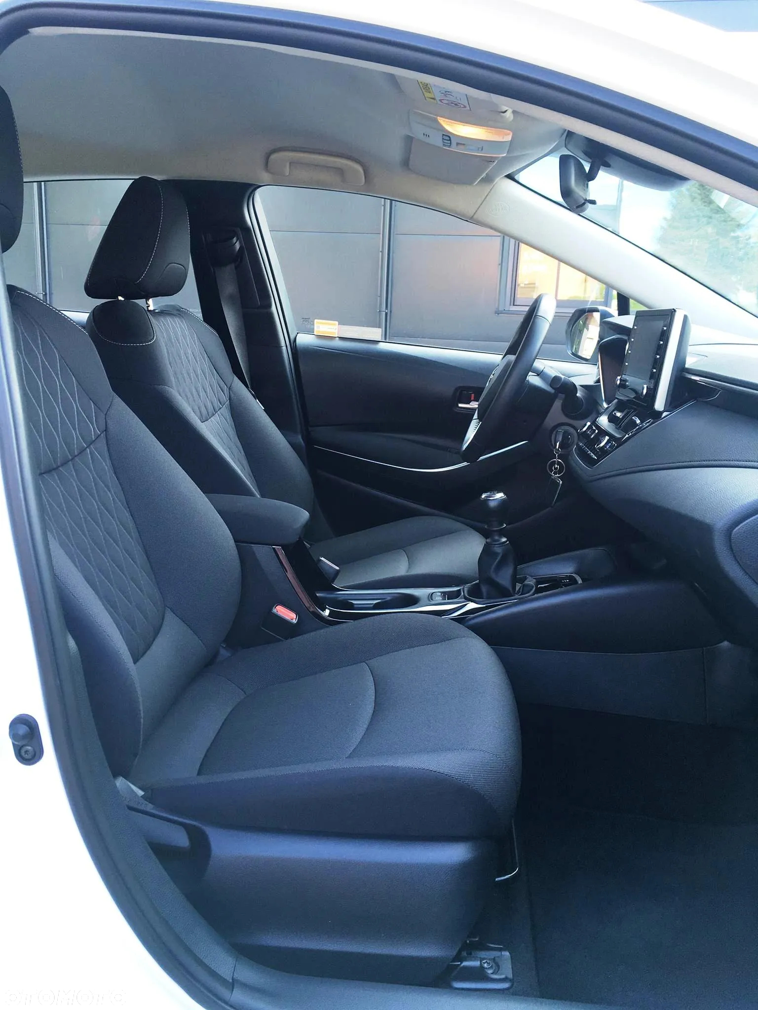 Toyota Corolla 1.5 Comfort - 11