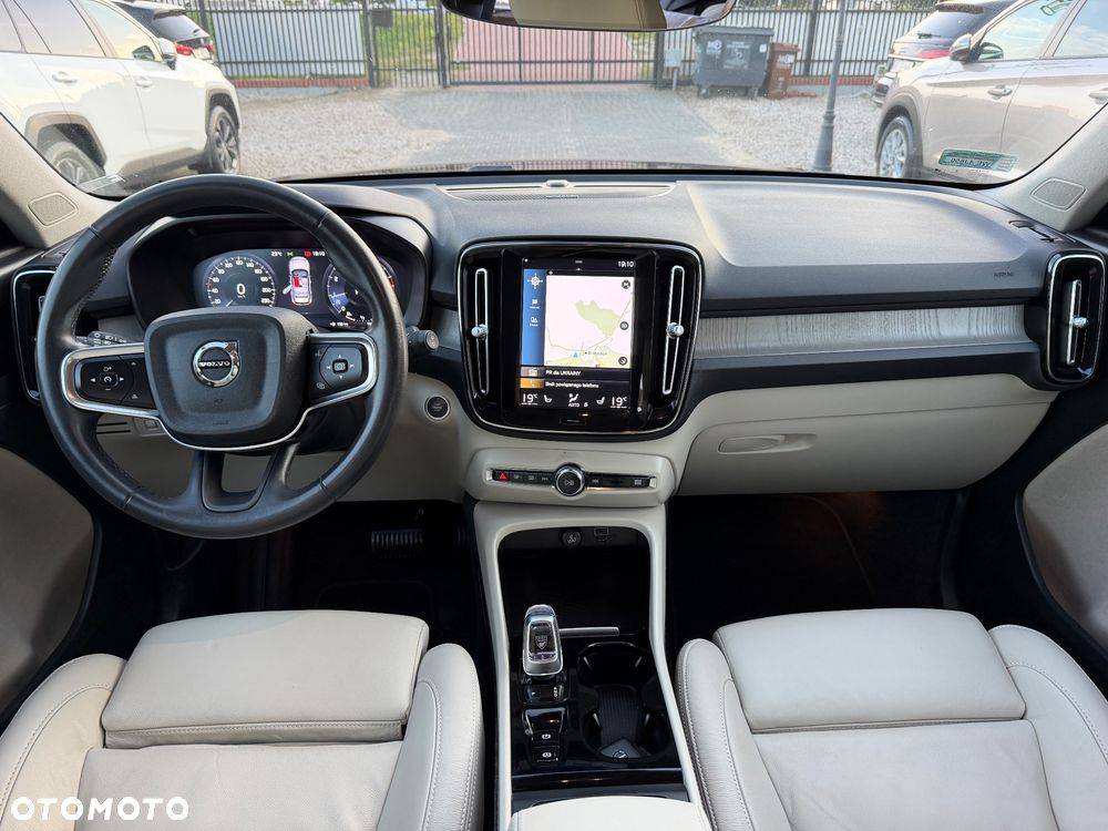 Volvo XC 40 T3 Inscription - 17