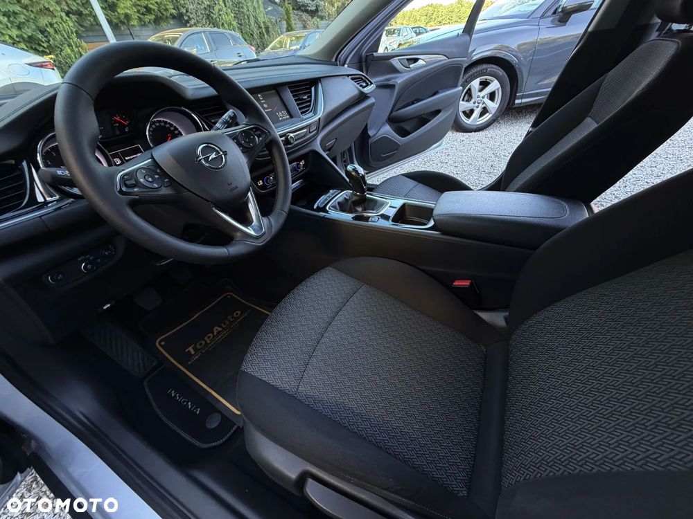 Opel Insignia - 18