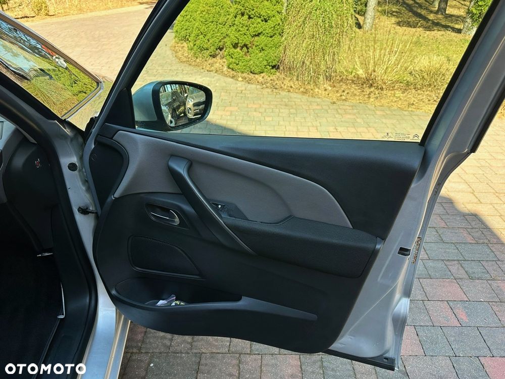 Citroën C4 Picasso BlueHDi 120 EAT6 Business Class - 19