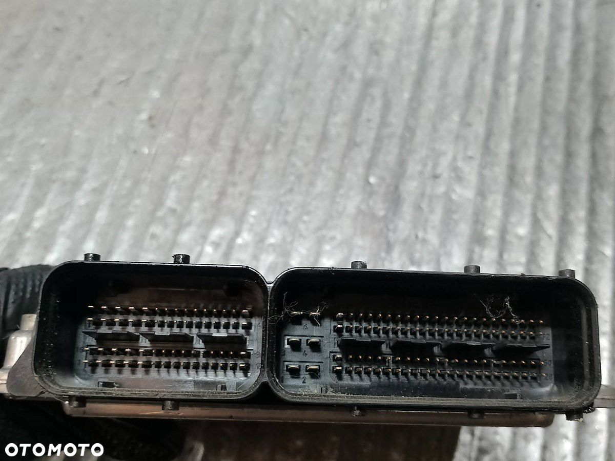 KOMPUTER, STEROWNIK AUDI A4 B8 03L906019AL 0281016572 2.0 TDI - 4