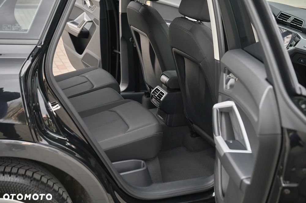 Audi Q3 35 TFSI S tronic - 28