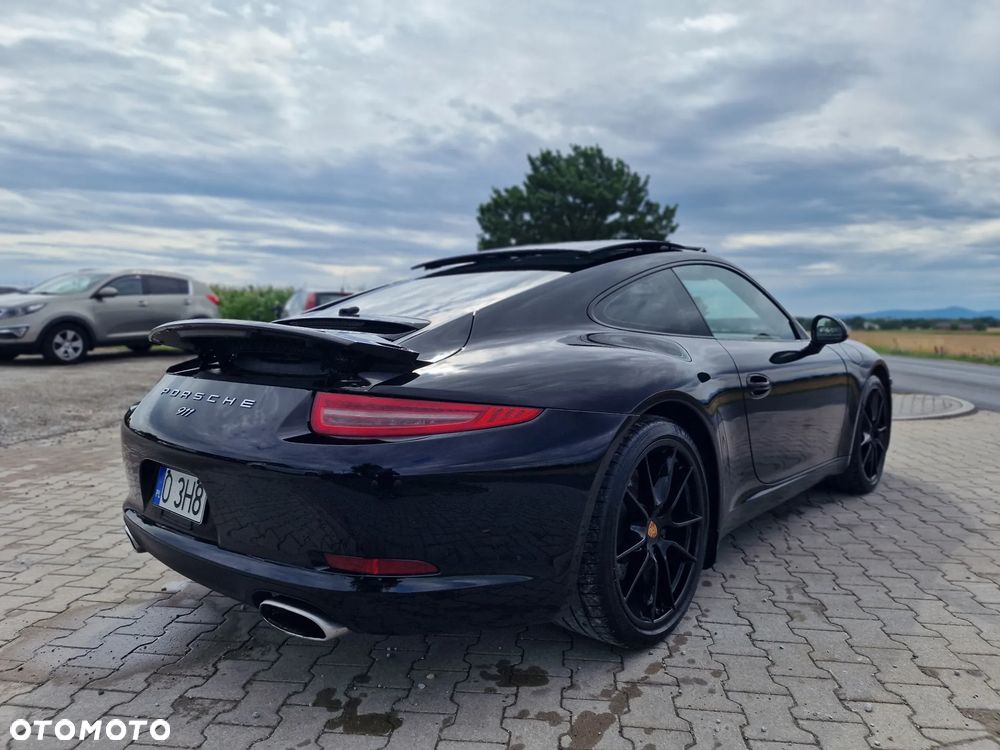 Porsche 911 Carrera Black Edition PDK - 13