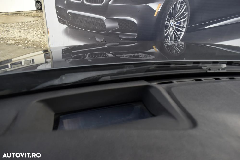 BMW Seria 3 320i xDrive Aut. Luxury Line - 17