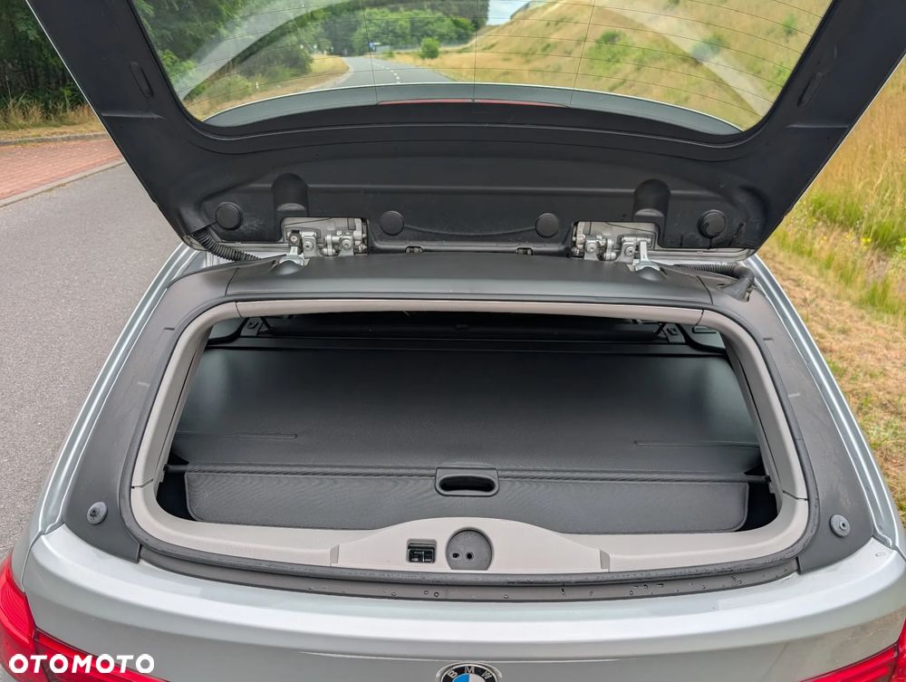 BMW Seria 3 318d xDrive Advantage - 29