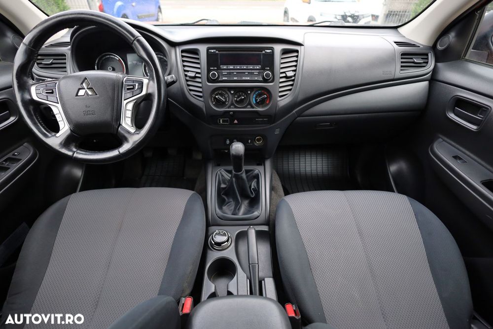 Mitsubishi L200 - 16
