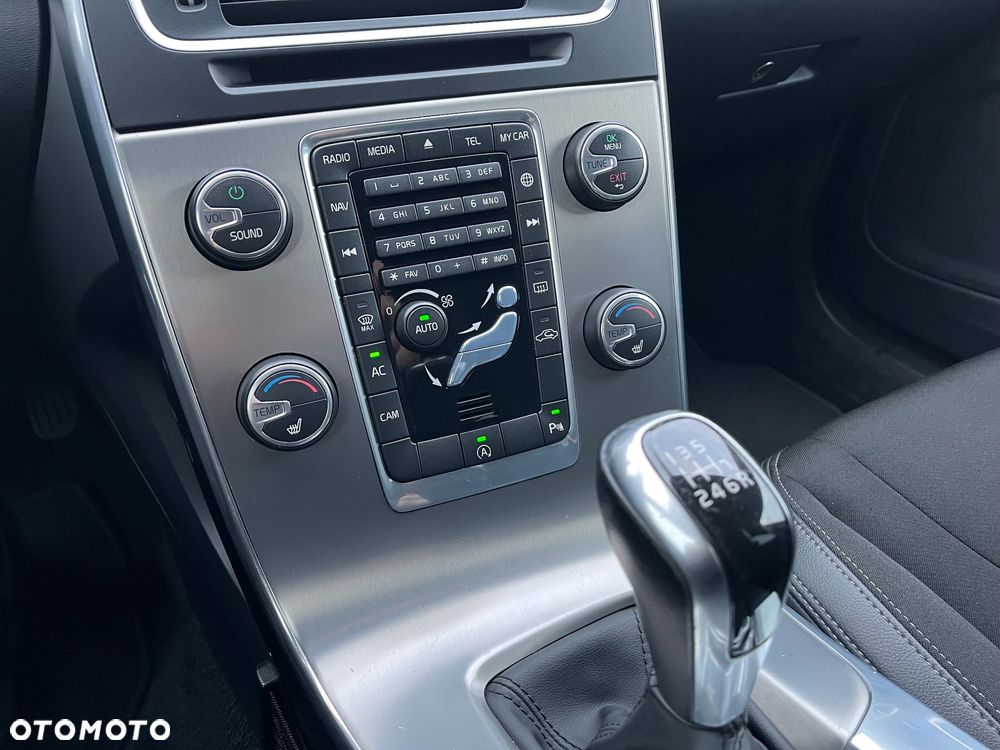 Volvo V60 D3 Drive-E Dynamic Edition (Momentum) - 31