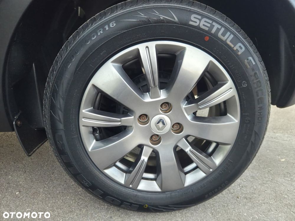 Renault Captur TCe 120 EDC Helly Hansen - 27