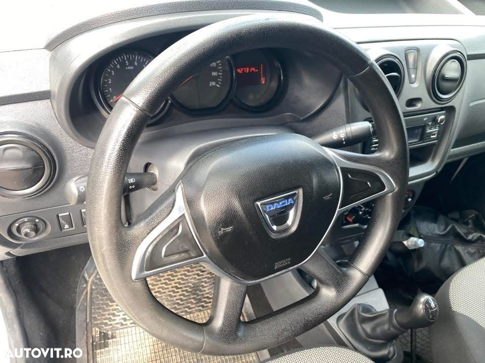 Dacia Dokker - 10