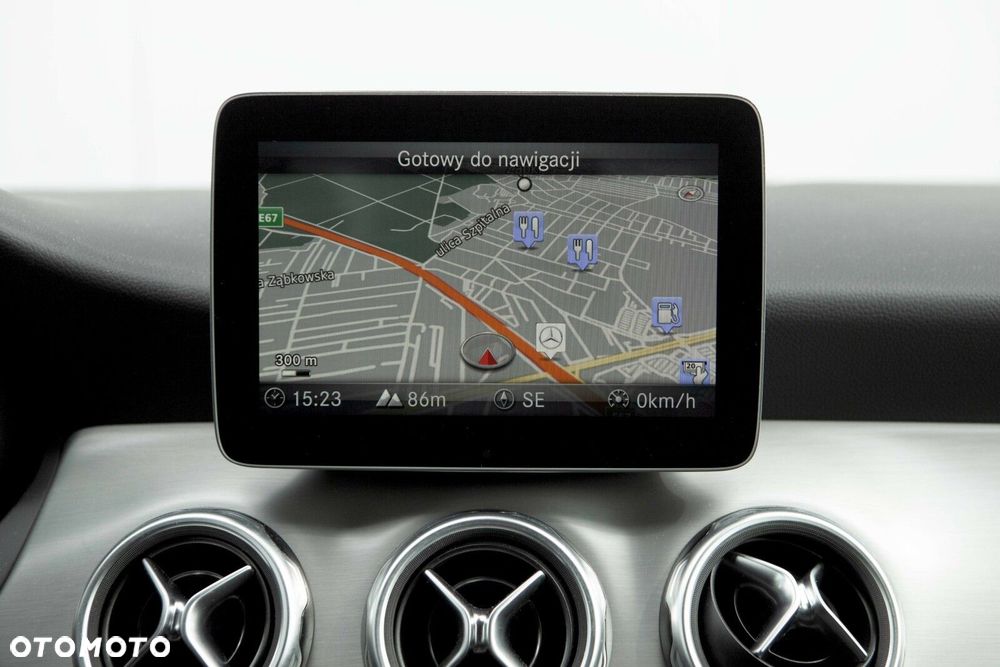 Mercedes-Benz GLA 220 4-Matic AMG Line - 29