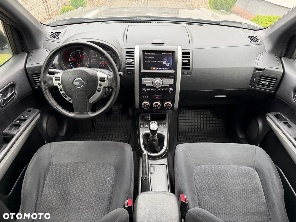 Nissan X-Trail 2.0 dCi 4x4 DPF Platinum - 14