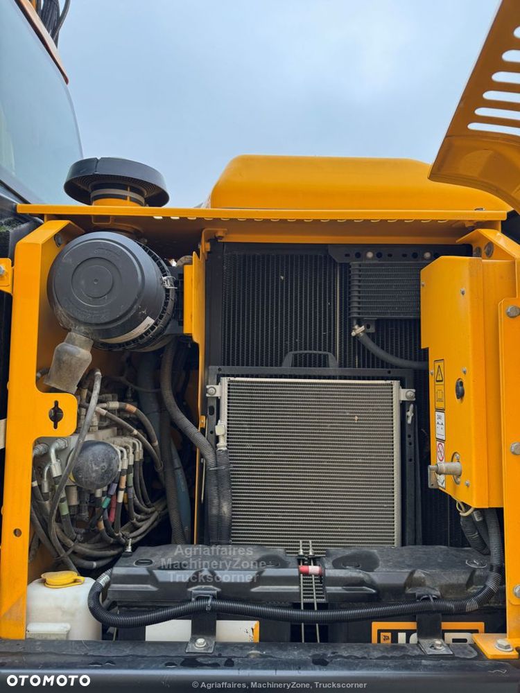 JCB JS 145 W - 10