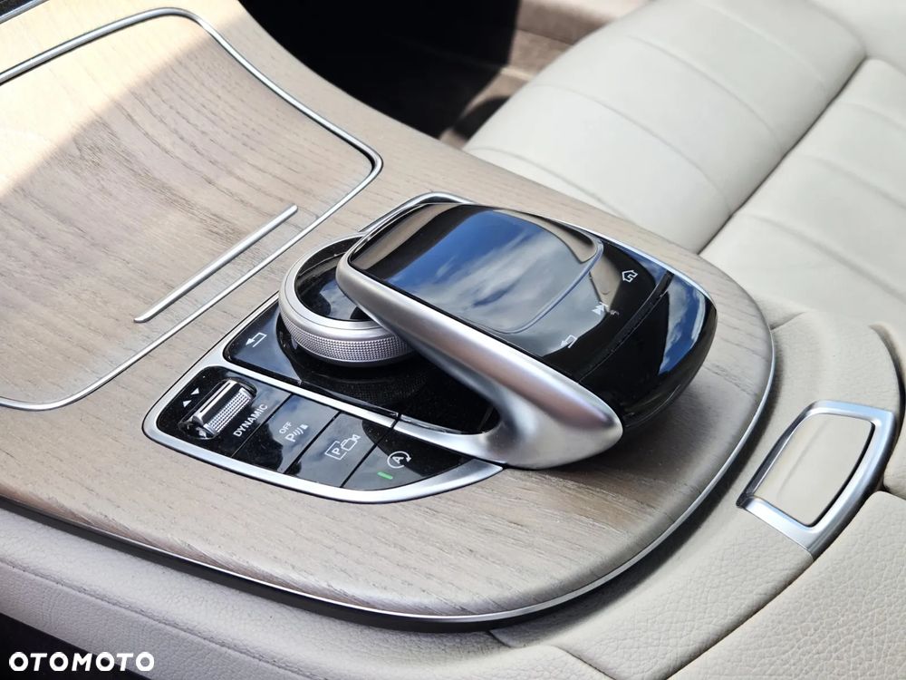 Mercedes-Benz Klasa E 400 - 14
