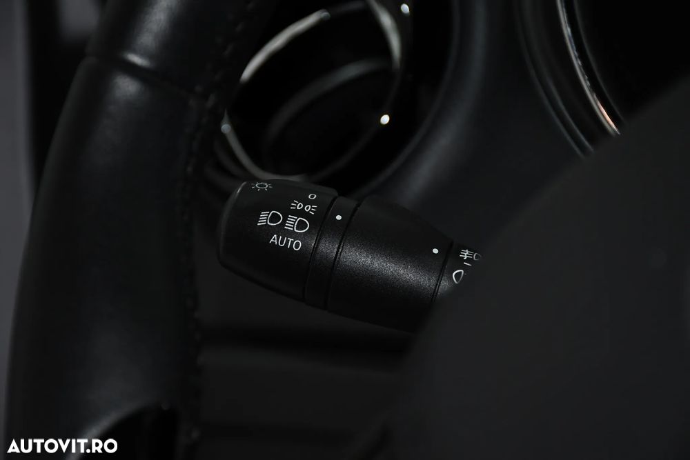 Renault Captur dCi 90 EDC Dynamique - 20