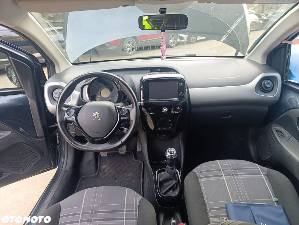 Peugeot 108 PureTech 82 Allure - 10