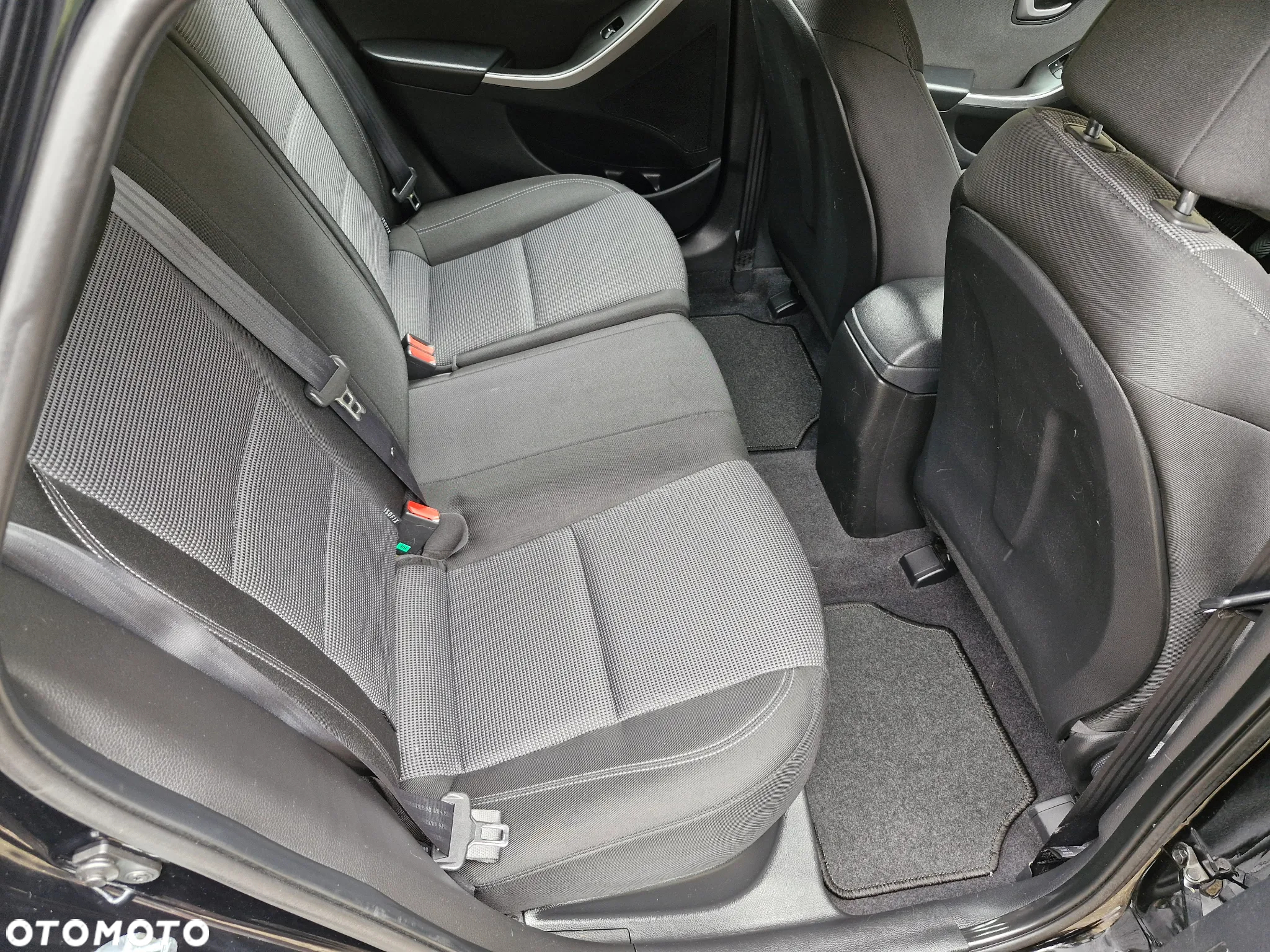 Hyundai i30 1.4 Fifa World Cup Edition - 8