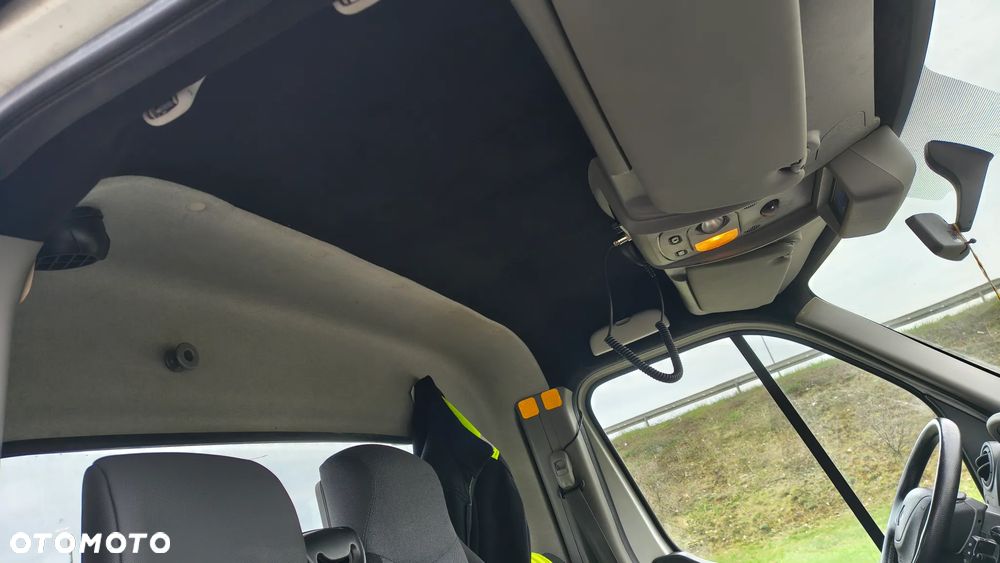 Renault Master - 18