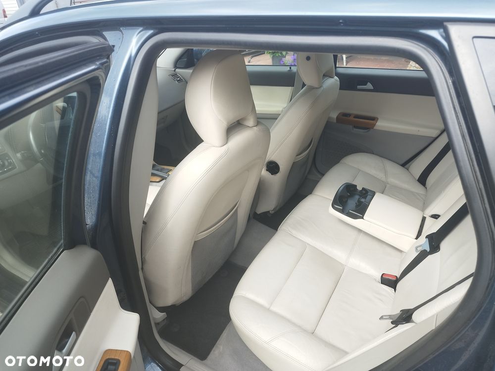 Volvo V50 - 5