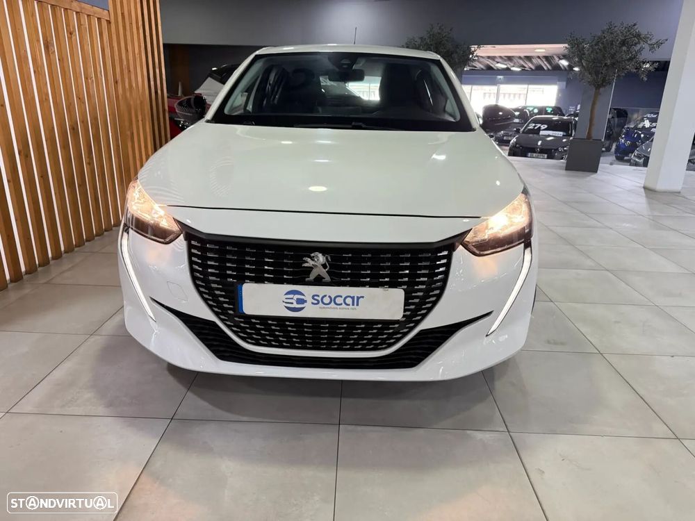 Peugeot 208 - 5
