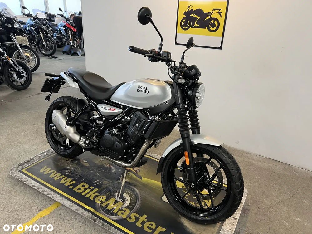 Royal Enfield Guerrilla - 3