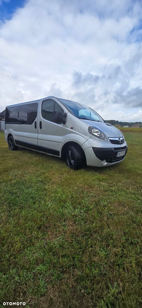 Opel Vivaro - 9