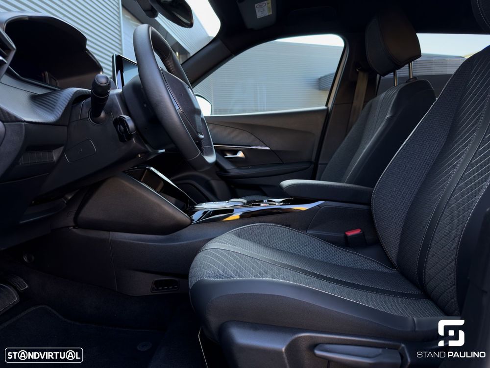 Peugeot e-2008 54 kWh Allure - 45