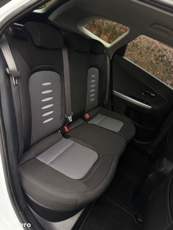 Kia Ceed 1.6 GDI Edition 7 - 28
