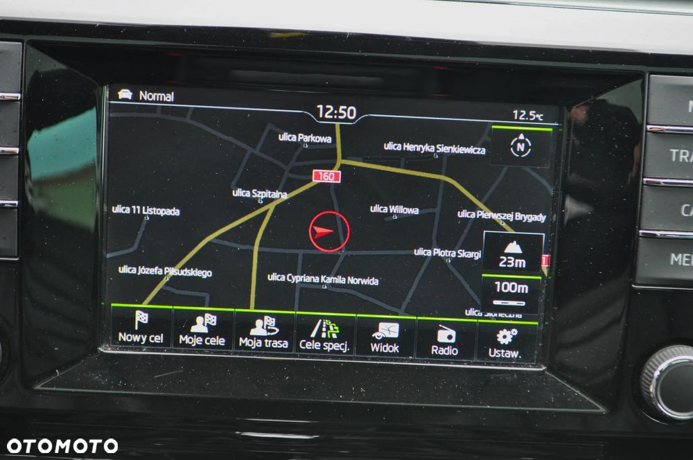 Skoda Superb 2.0 TDI DSG Premium Edition - 22