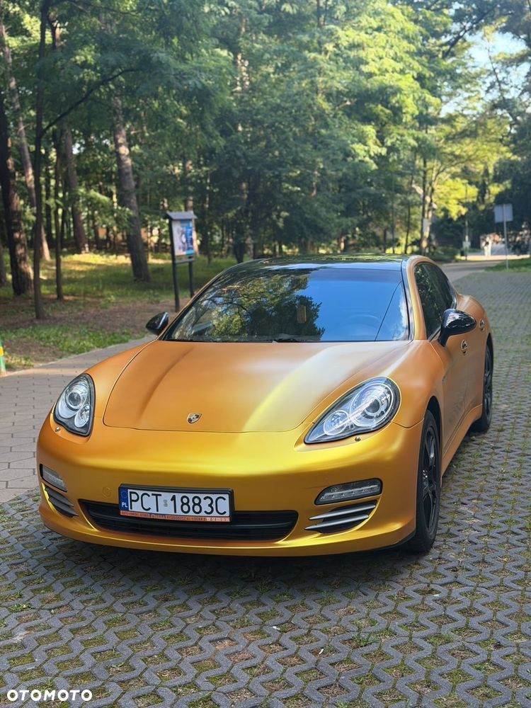 Porsche Panamera 4S - 1