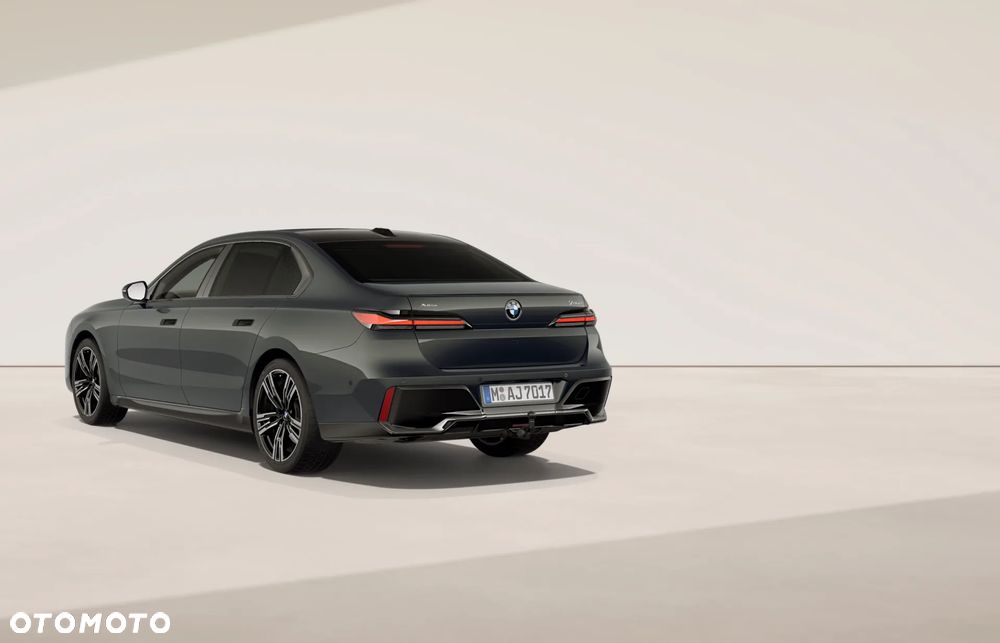 BMW Seria 7 740d xDrive mHEV M Sport sport - 7