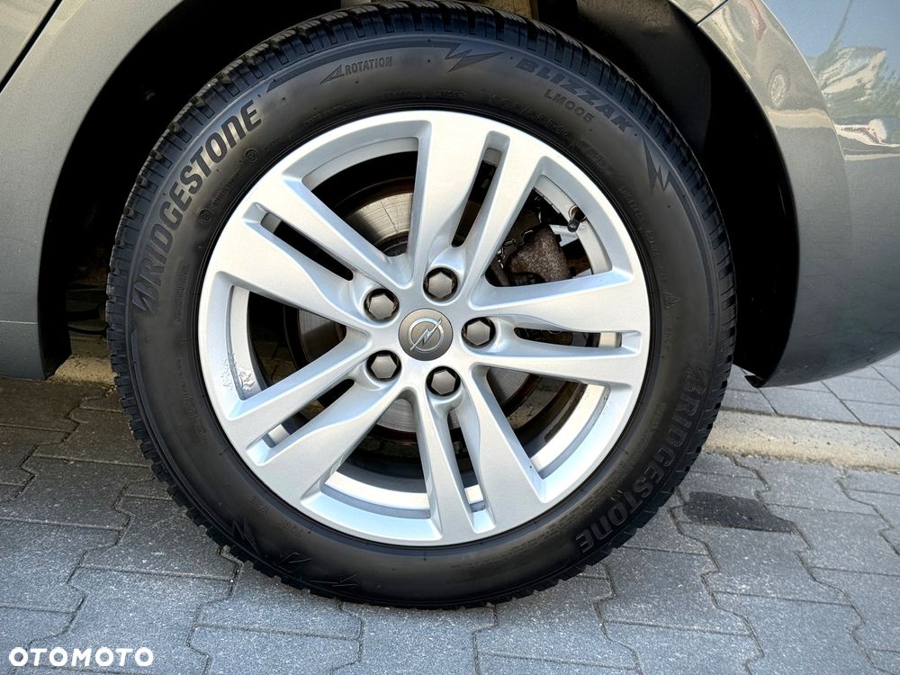 Opel Astra 1.2 T Business Edition S&S - 15