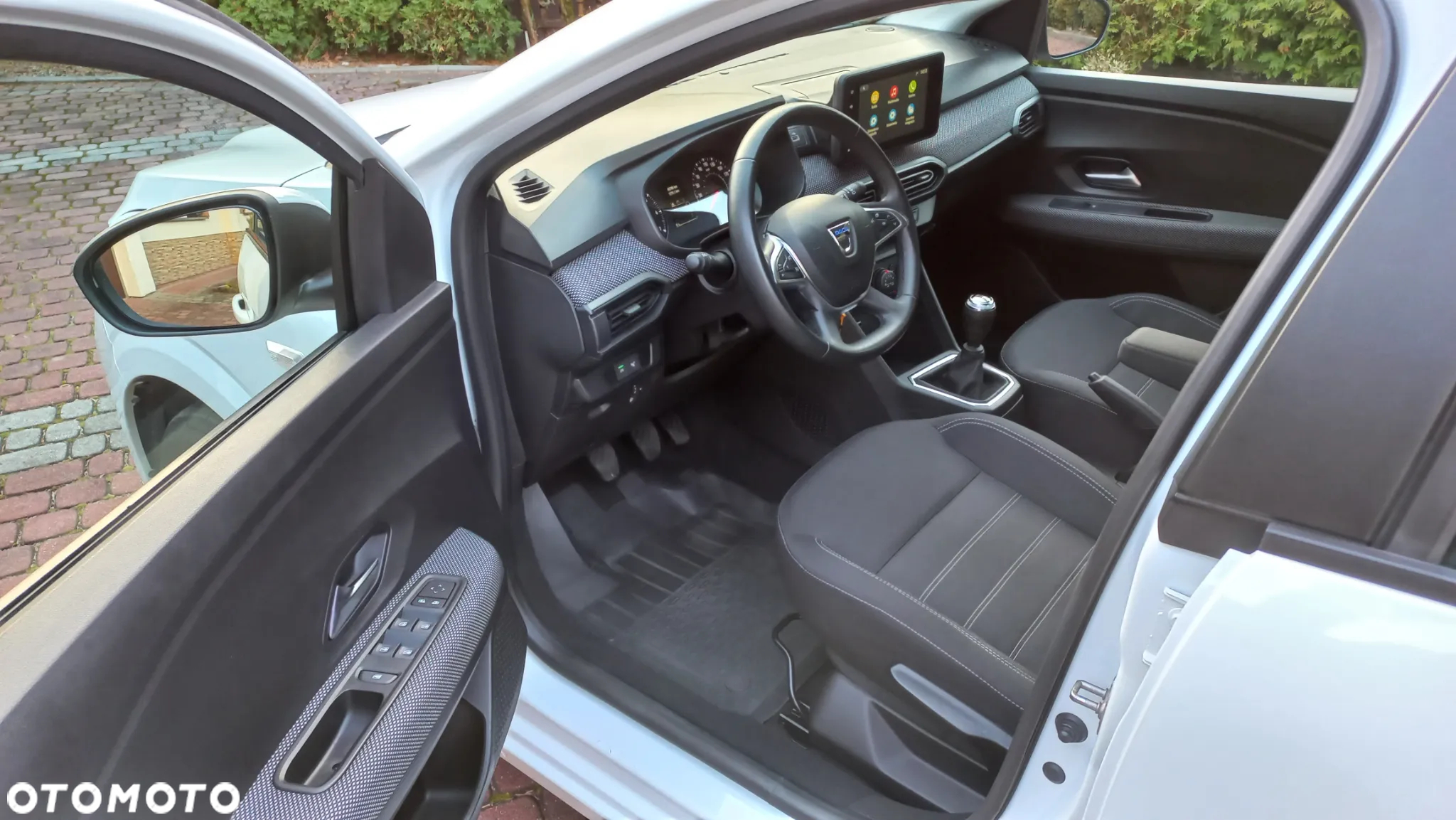 Dacia Sandero 1.0 TCe Laureate S&S - 5