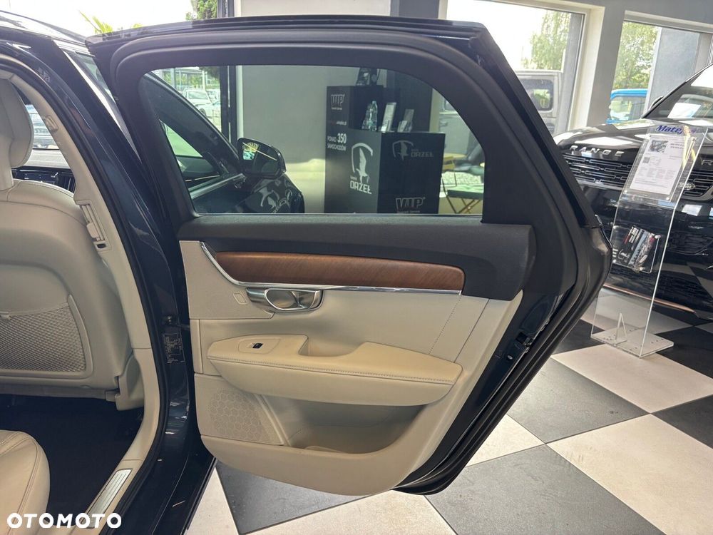 Volvo S90 - 34