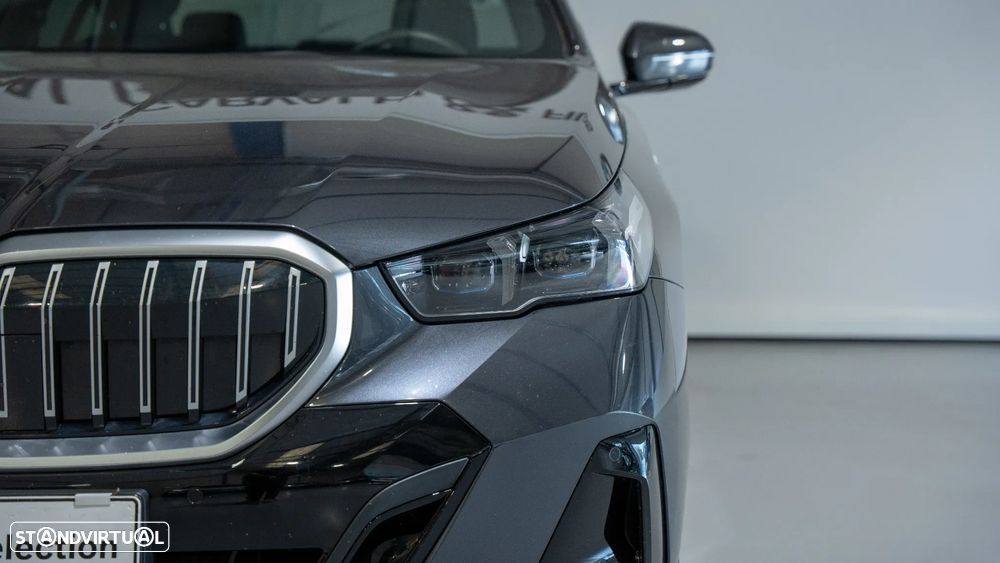 BMW 520 d Pack Desportivo M - 23