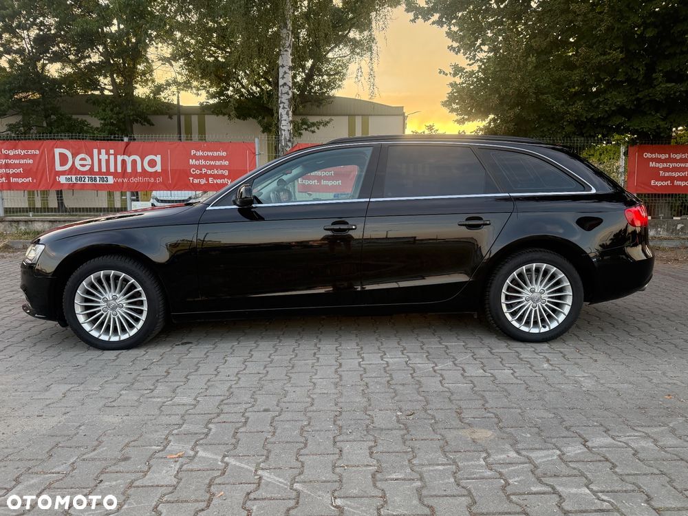 Audi A4 Avant 2.0 TDI DPF clean diesel multitronic Attraction - 10