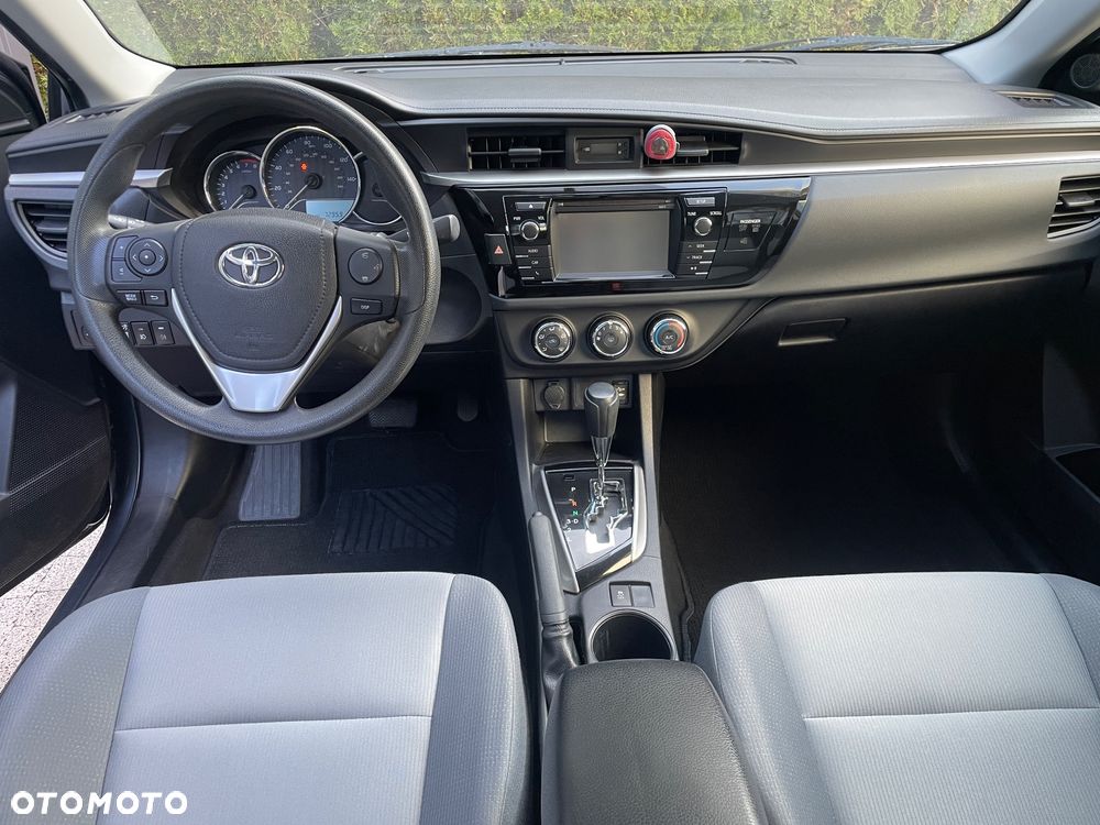 Toyota Corolla - 11
