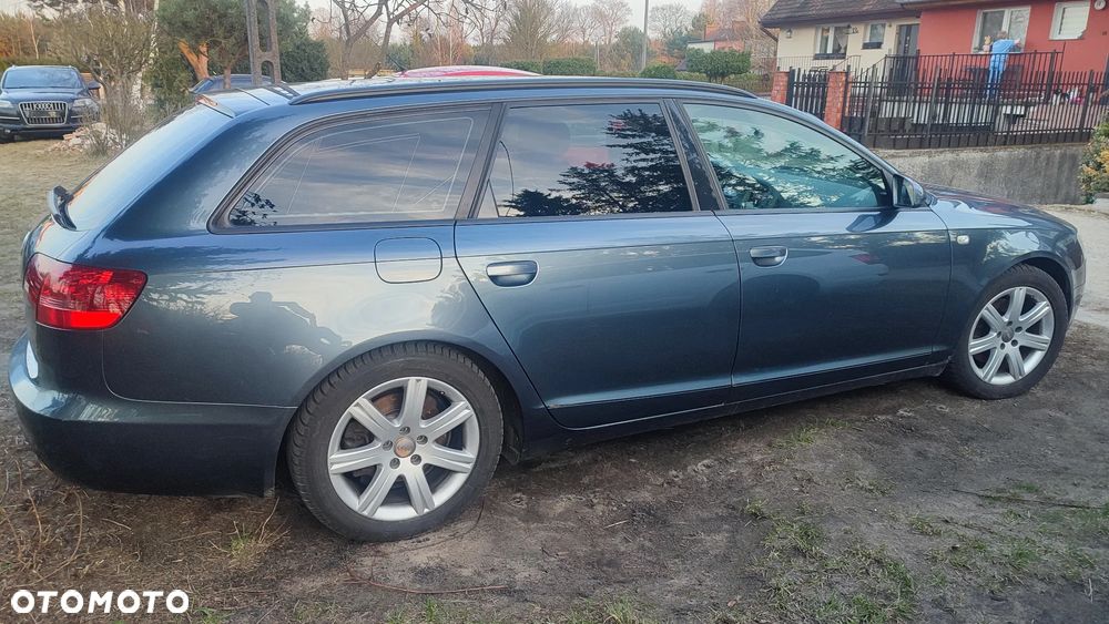 Audi A6 Avant - 16