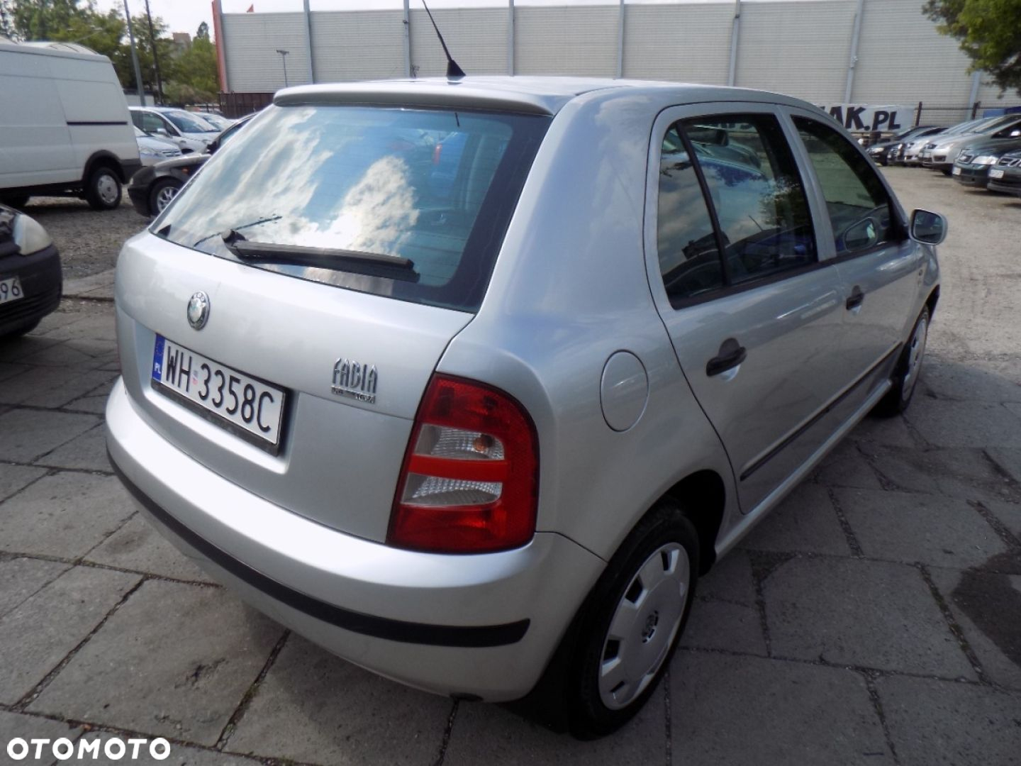 Skoda Fabia - 4