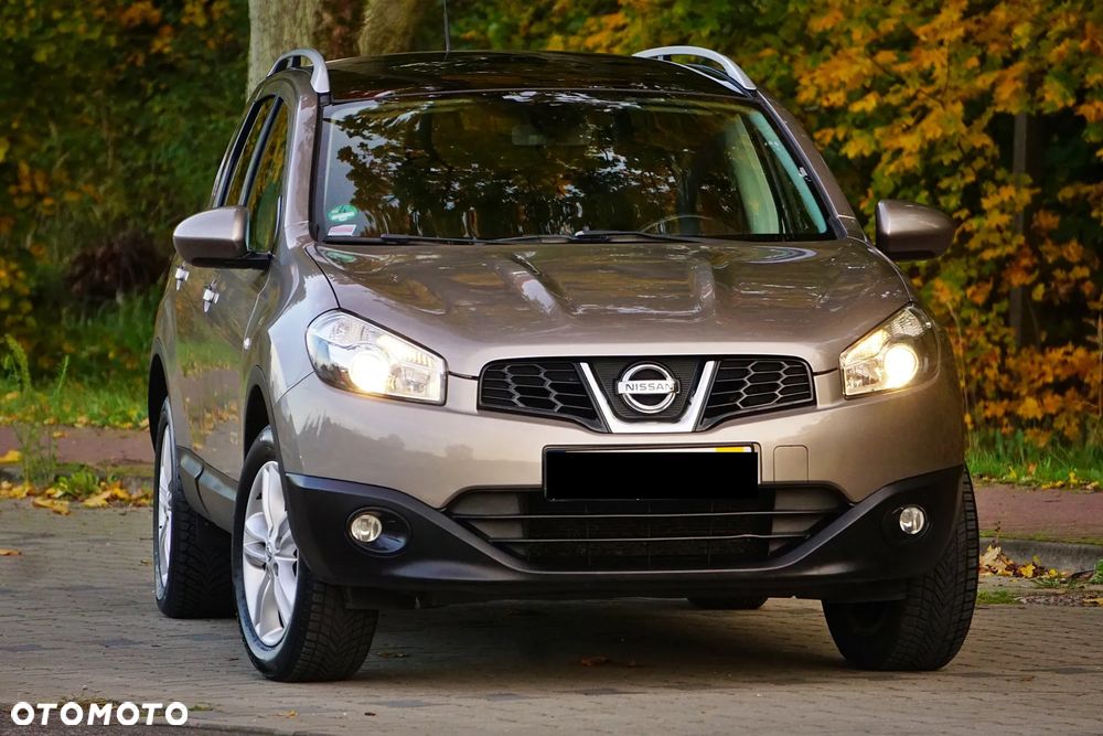 Nissan Qashqai+2 2.0 Tekna Premium - 10