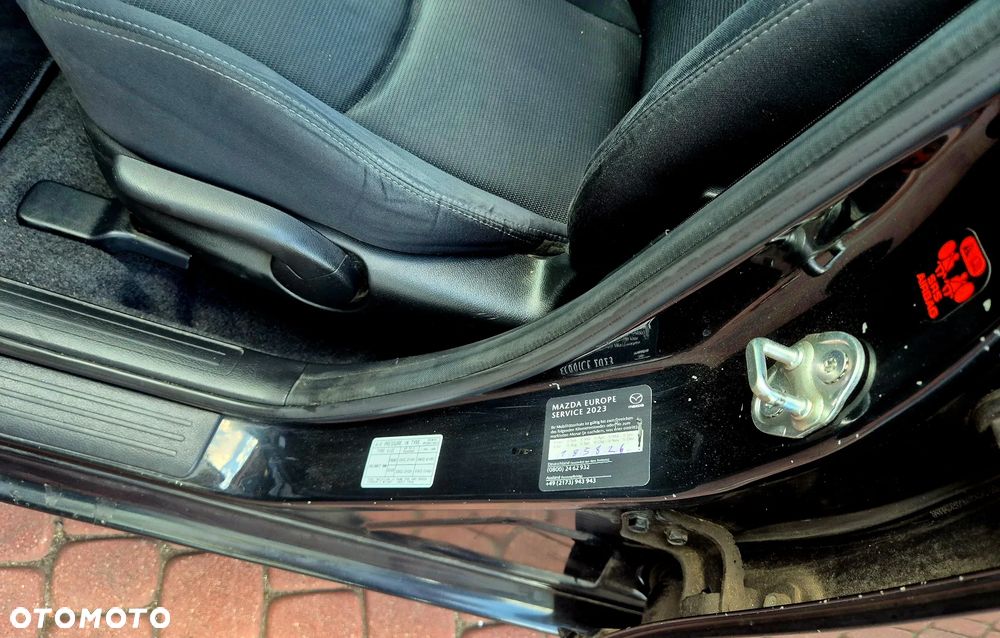 Mazda 3 1.6 MZR Active Plus - 29