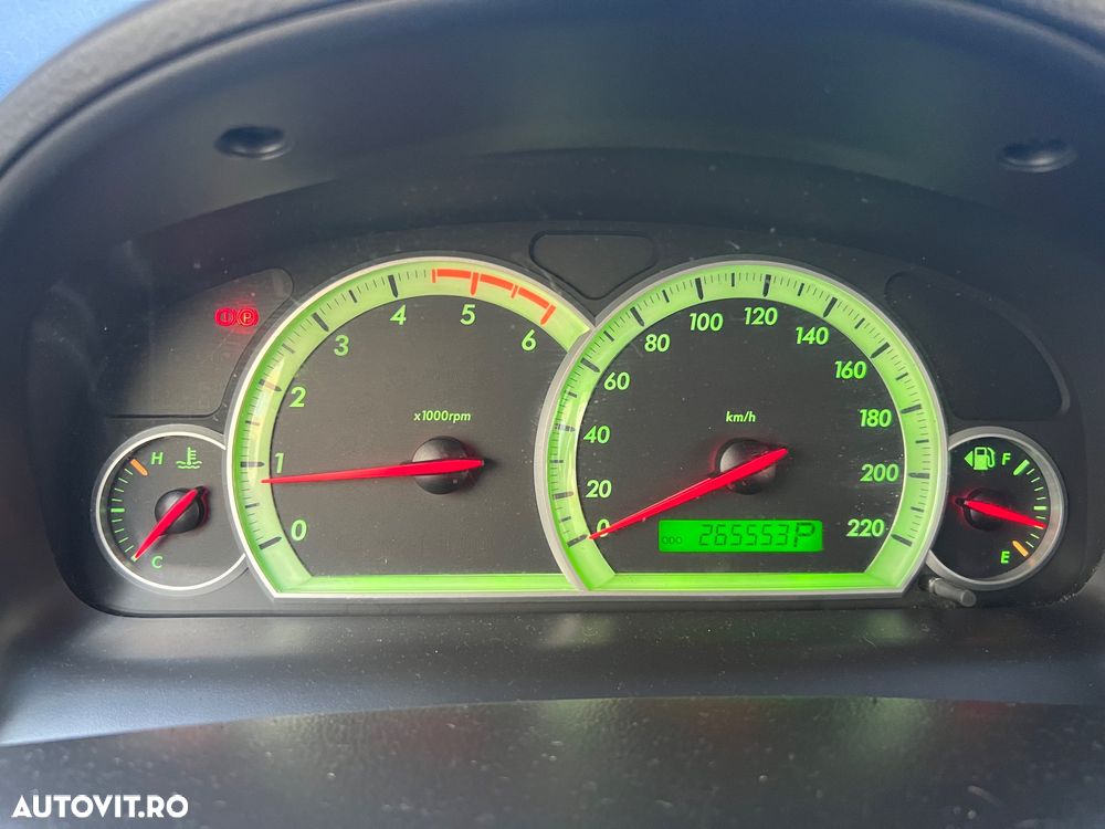 Chevrolet Captiva 2.0 4WD 7 Sitzer Automatik LT - 32