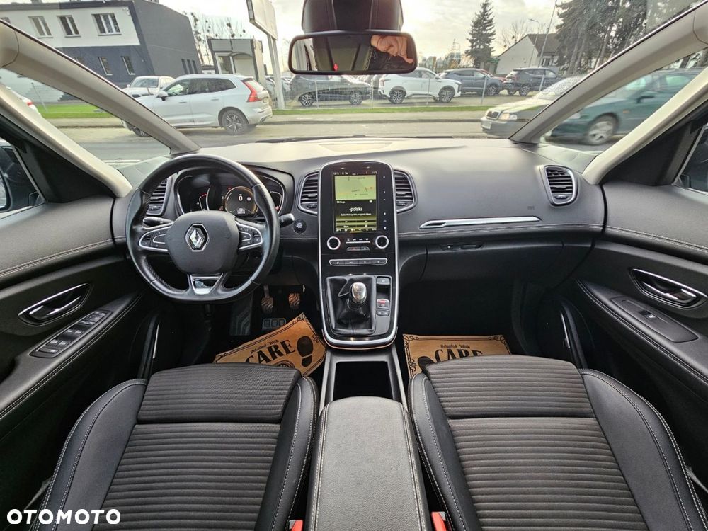 Renault Scenic - 21