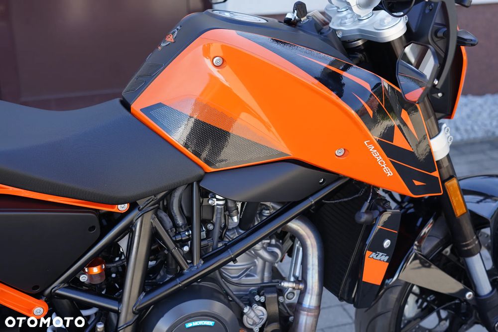 KTM Duke - 11