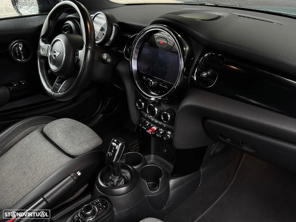 MINI Cabrio Cooper Classic Auto - 10