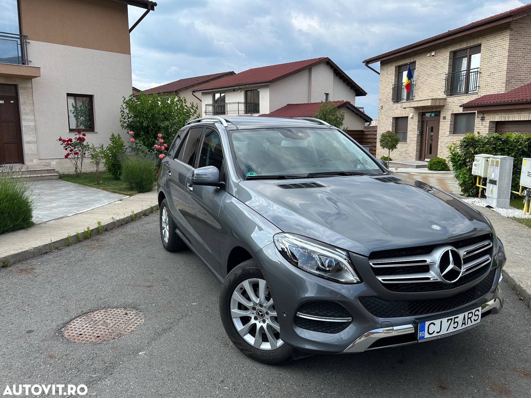 Mercedes-Benz GLE 250 d 4MATIC - 1